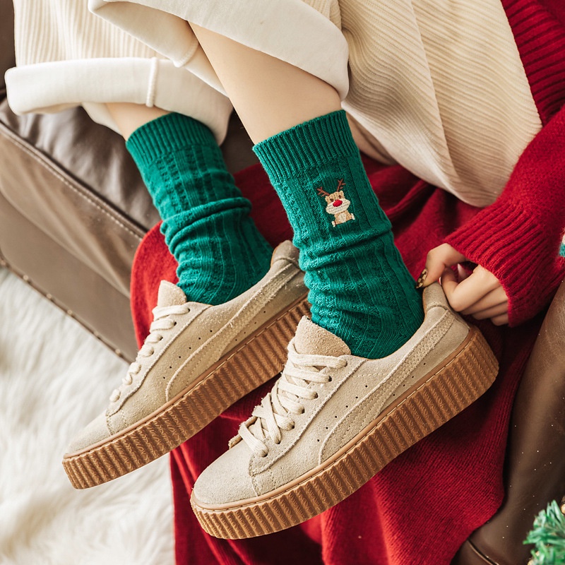 Đôi vớ WAFNHA D557 bằng cotton dày dặn thoáng khí co giãn tốt thêu hoạt tiết phong cách giáng sinh