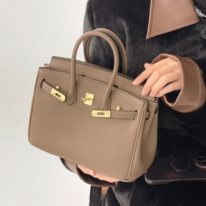 Túi HM Size 25 da rắn túi công sở phù hợp mang đi làm