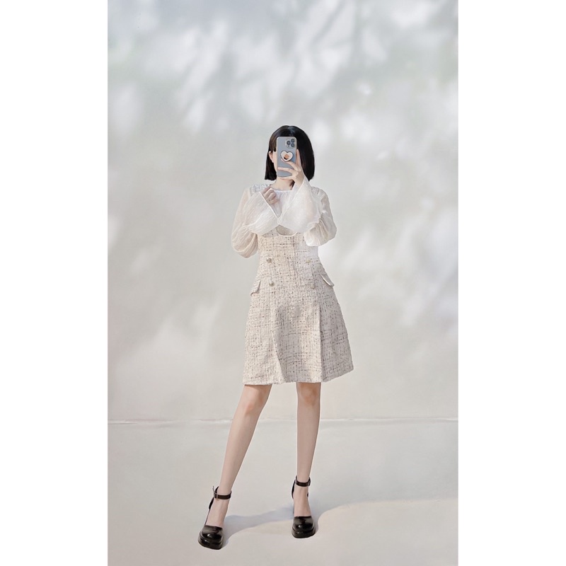 Đầm tweed 4 nút túi đắp