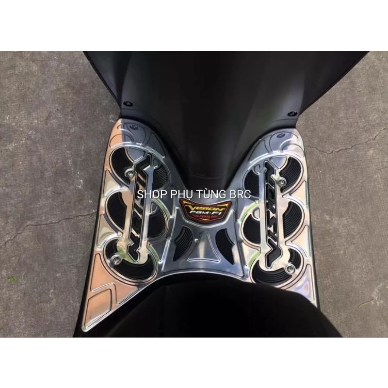 Thảm INOX để chân xe VISION 2014 - 2019