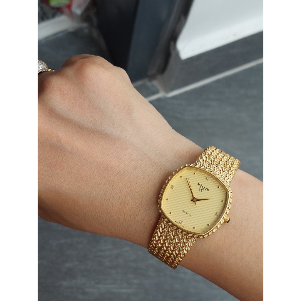 Đồng hồ Thuỵ Sĩ nữ Nivada chạy pin hàng si Nhật