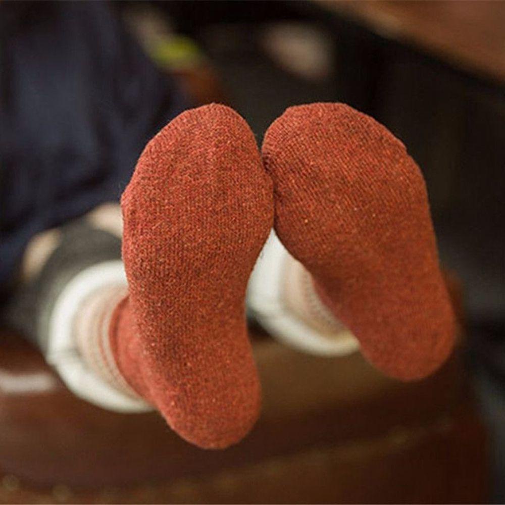 1 Đôi Tất Len Giữ Ấm Họa Tiết Kẻ Sọc Thời Trang Mùa Đông Cho Nữ