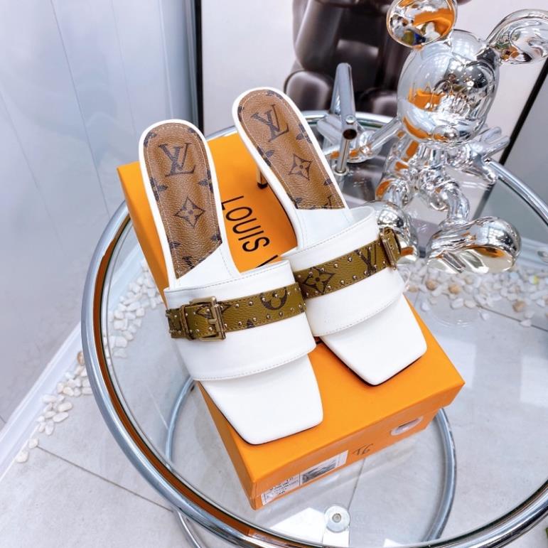 Guốc Cao Gót LV Trắng Đen Full Size 35-39  -  By Anh Dinh Phuong