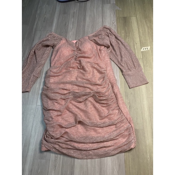 2hand đầm hồng kiểu 179