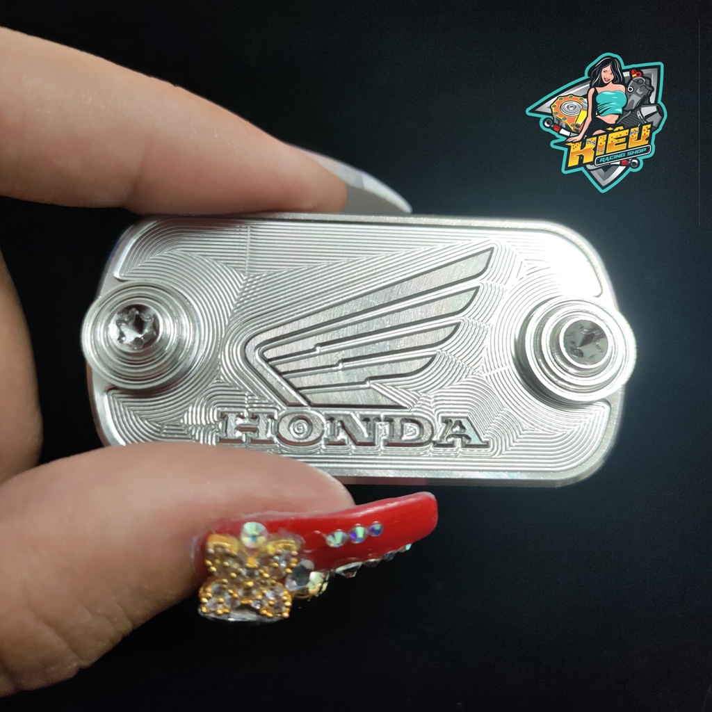 Nắp Dầu Inox304 Tặng Kèm Ốc Salaya Gắn Cho Mọi Loại Xe Yamaha - Honda