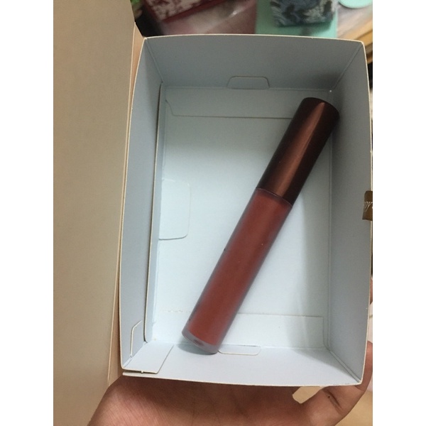 Hộp quà Valentine 6v cao cấp dáng book kèm dây nơ