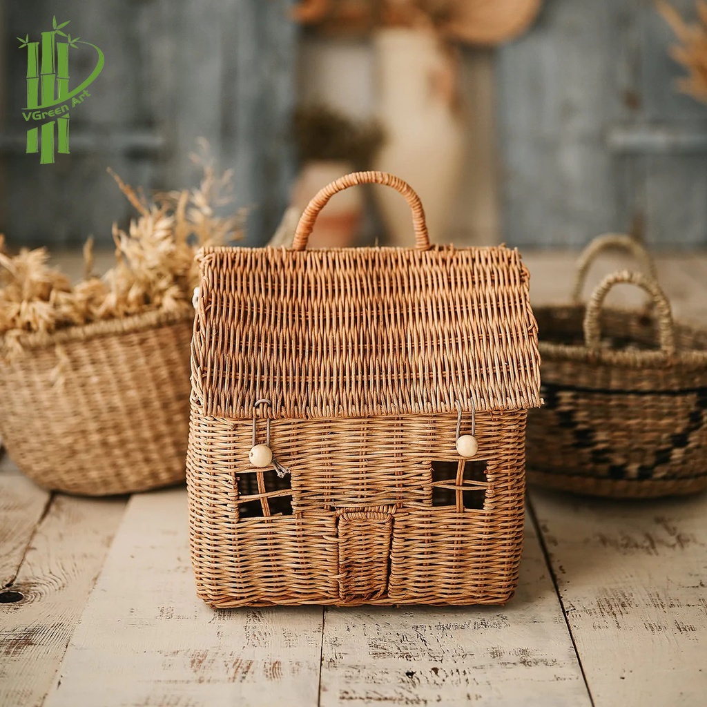 Ngôi nhà đồ chơi cho bé / trẻ em, bằng mây màu nâu tự nhiên. Giỏ đựng đồ cute, thân thiện môi trường Giáo cụ Montessori