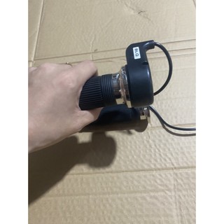 Tay ga điện bên trái
