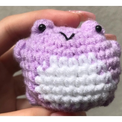 Móc khoá Ếch ú bằng len