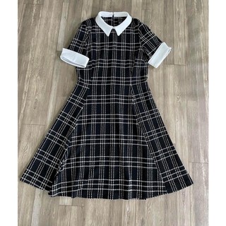 Đầm dkny họa tiết size 4,8