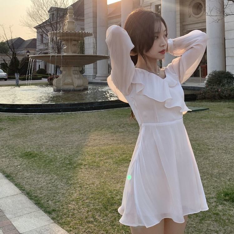 Đầm Hai Dây Mùa Xuân Hè 2022 Phong Cách Ngọt Ngào Siêu Nữ Tính