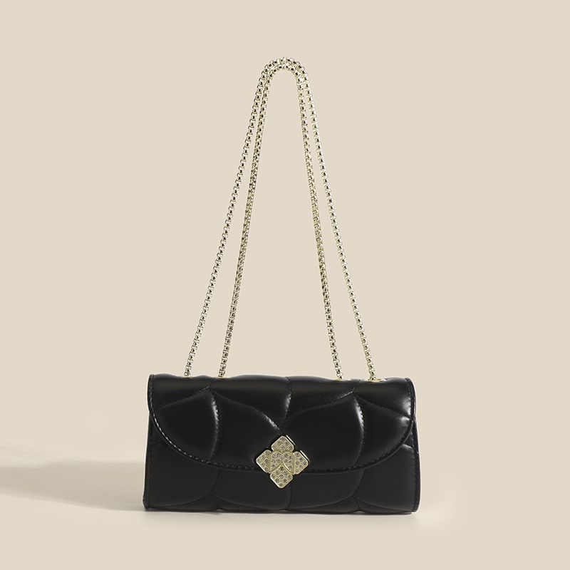 Túi Đeo Chéo Phối Dây Xích Thời Trang Sành Điệu