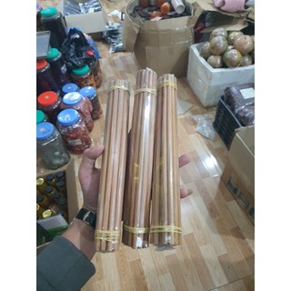 10 đôi đũa tre vót thủ công của người dân tộc thái lai châu