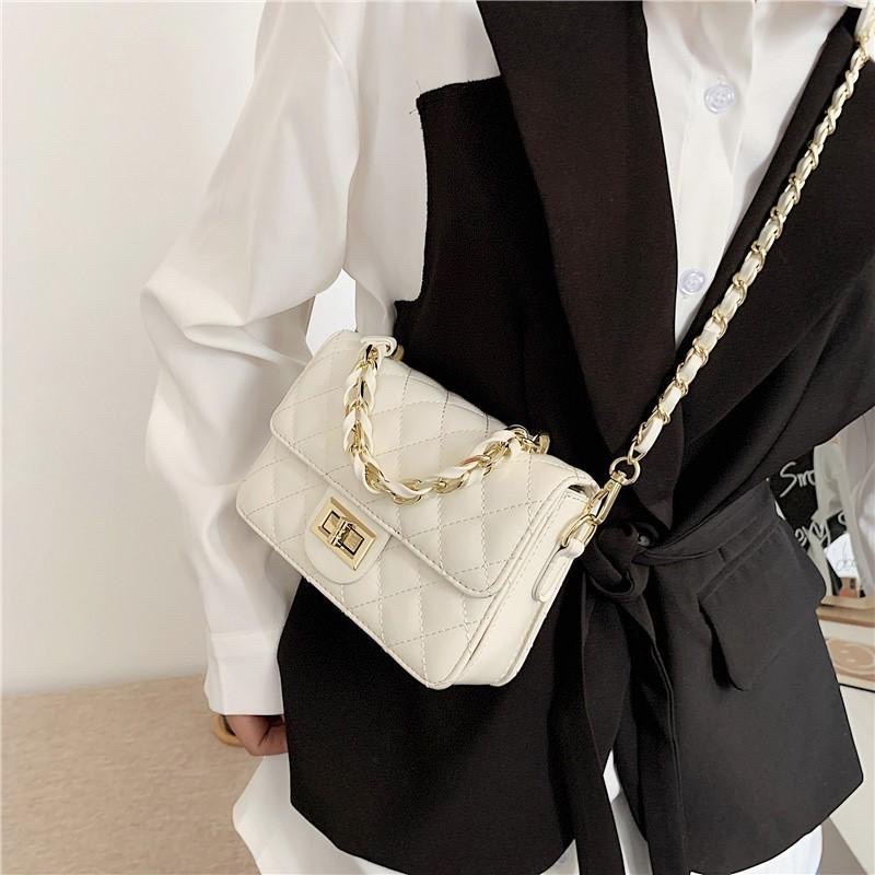 Túi xách nữ xinh xắn . Thiết kế cầm tay và đeo chéo nổi bật