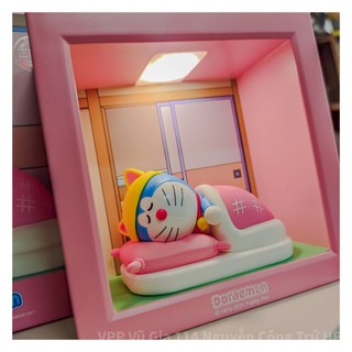 Doraemon: Đèn ngủ Doraemon cảm ứng từ