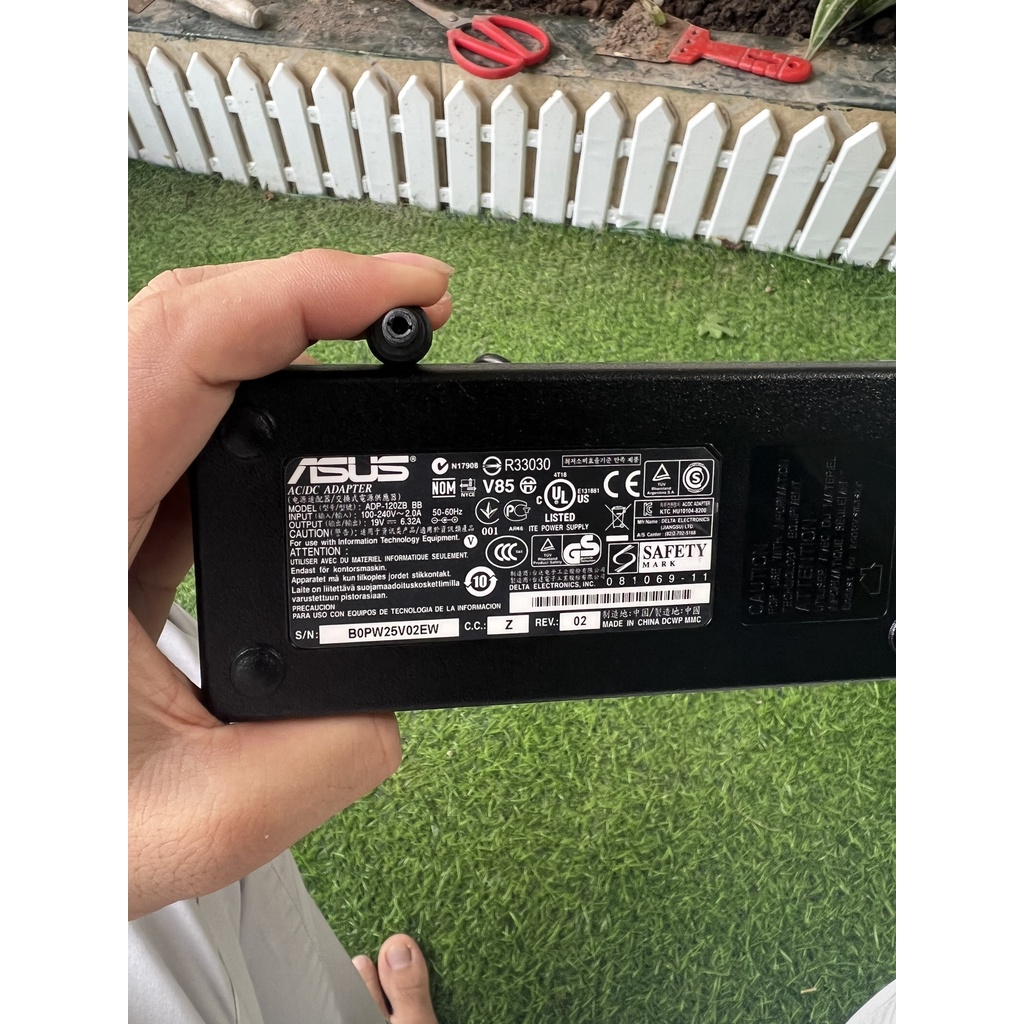 BỘ ĐỔI NGUỒN SẠC 19V- 6.32A 120W TƯƠNG CHO BỘ SẠC MÁY TÍNH 6.32A  6.3A 135W shopphukien192