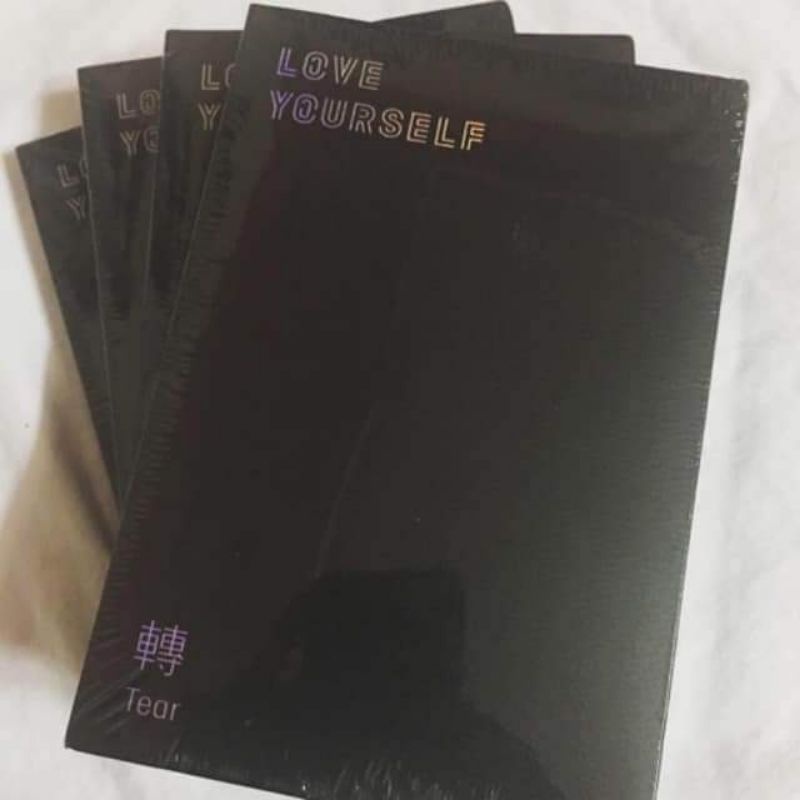 Hộp quà may mắn bts