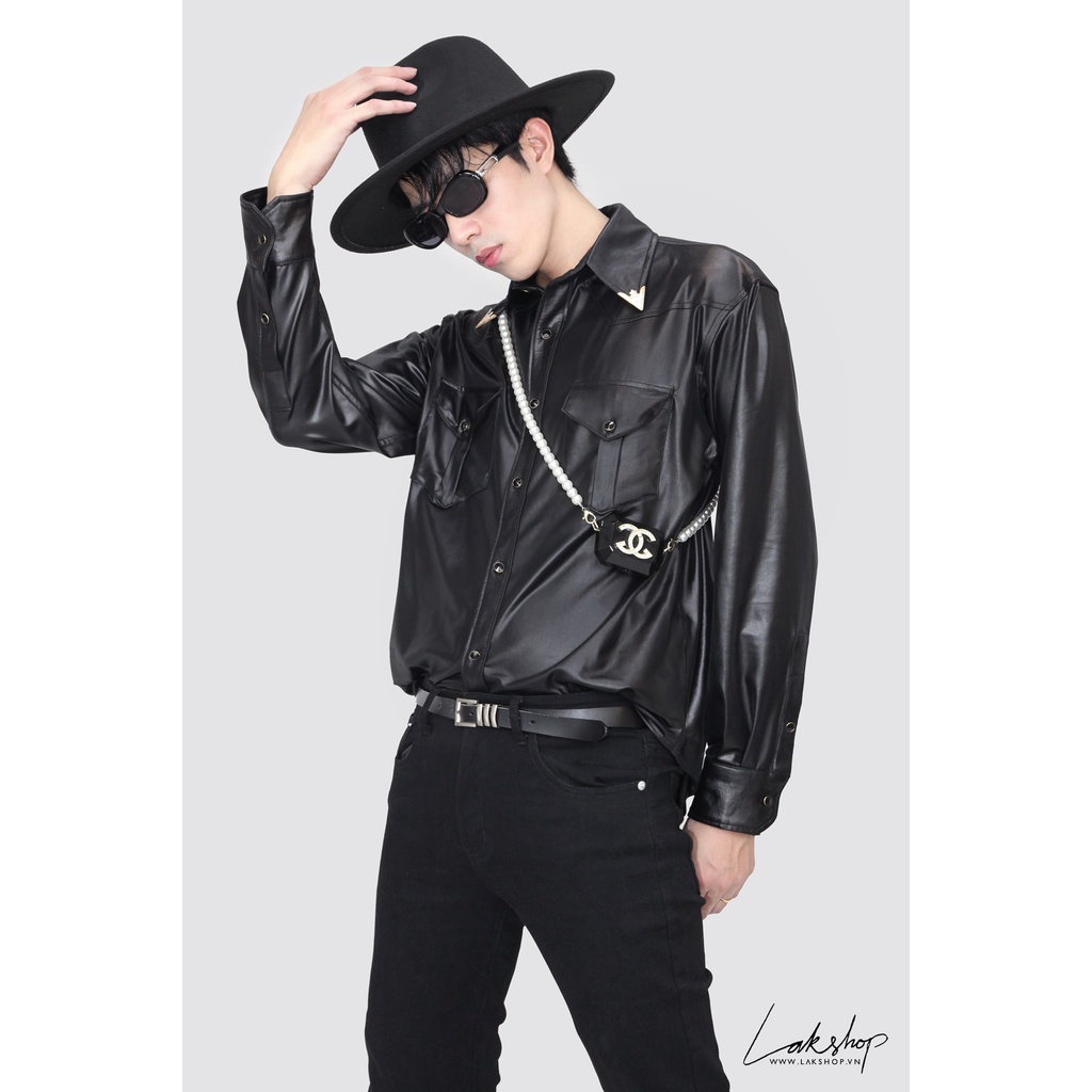 Áo sơmi tráng da Lak Studios Faux Leather with Metallic Collar Tip Shirt