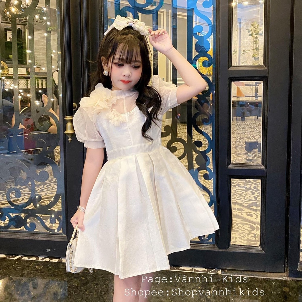 váy công chúa cổ đính hoa cho bé