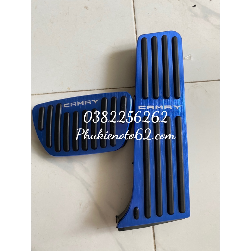 Ốp chân ga chân phanh camry 19-21
