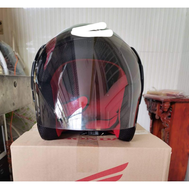 Nón/mũ bảo hiểm Honda 3/4 mẫu siêu phẩm và HDA trắng .có Xước Nhẹ.