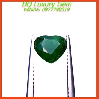 Mặt Đá Tsavorit , Trọng Lượng 1.7ct, Màu Xanh Đậm , Mài Giác Hình Trái Tim  , Trong, Sang Trọng, Cao Cấp DQ7