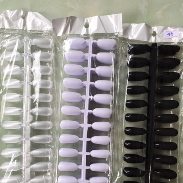 Túi Móng Vĩ Tròn Tập Vẽ Nail 4 Màu Trong, Đen, Trắng, Đục 240 Móng Vĩ Xương Cá chuyên dụng ngành Nail