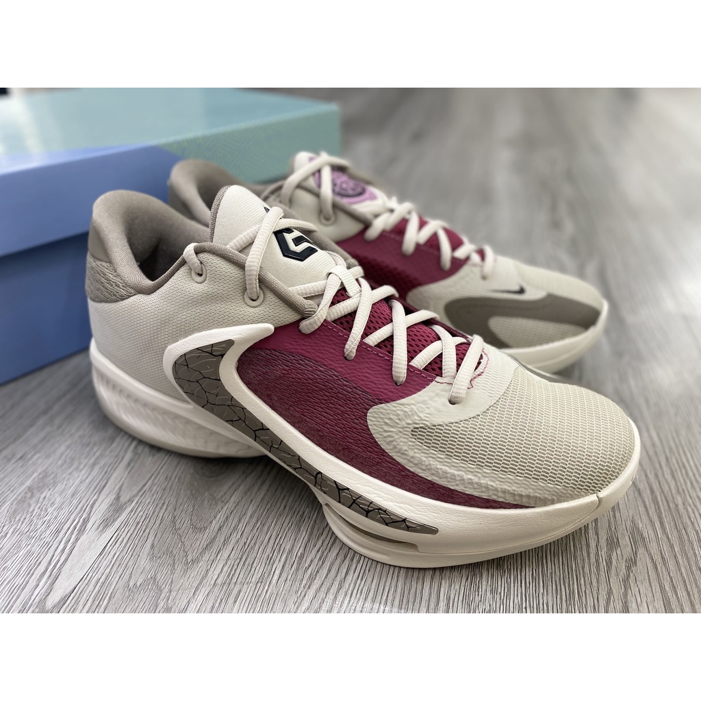 Giày bóng rổ chính hãng Nike Zoom Freak 4