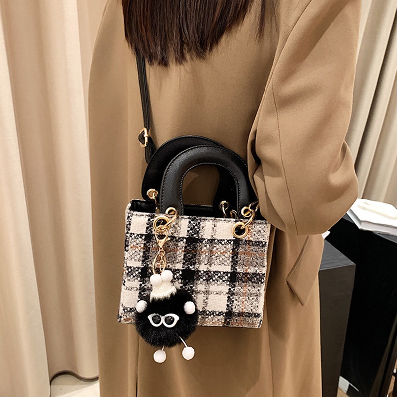 Túi Đeo Chéo Bằng Len Thiết Kế Đơn Giản Dễ Phối Đồ Thời Trang Cho Nữ