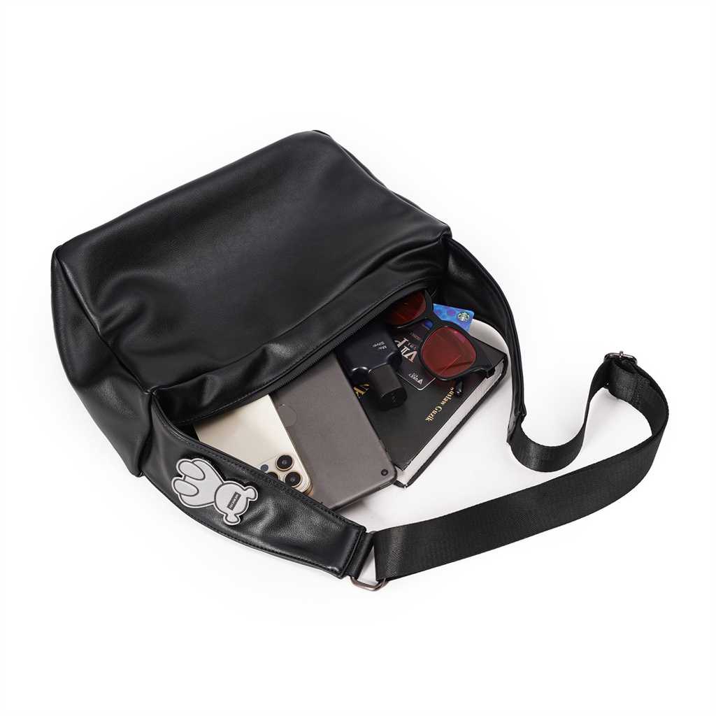 TÚI XÁCH DA HỌA TIẾT GẤU DỄ THƯƠNG