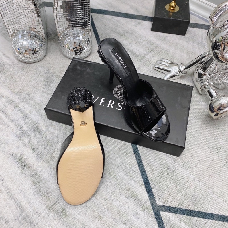 Guốc Versace Bóng Trắng Đen Full Size 35-39  -  By Anh Dinh Phuong