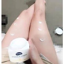Kem dưỡng da vitamin E Redwin Cream (hũ 300gr) Úc
