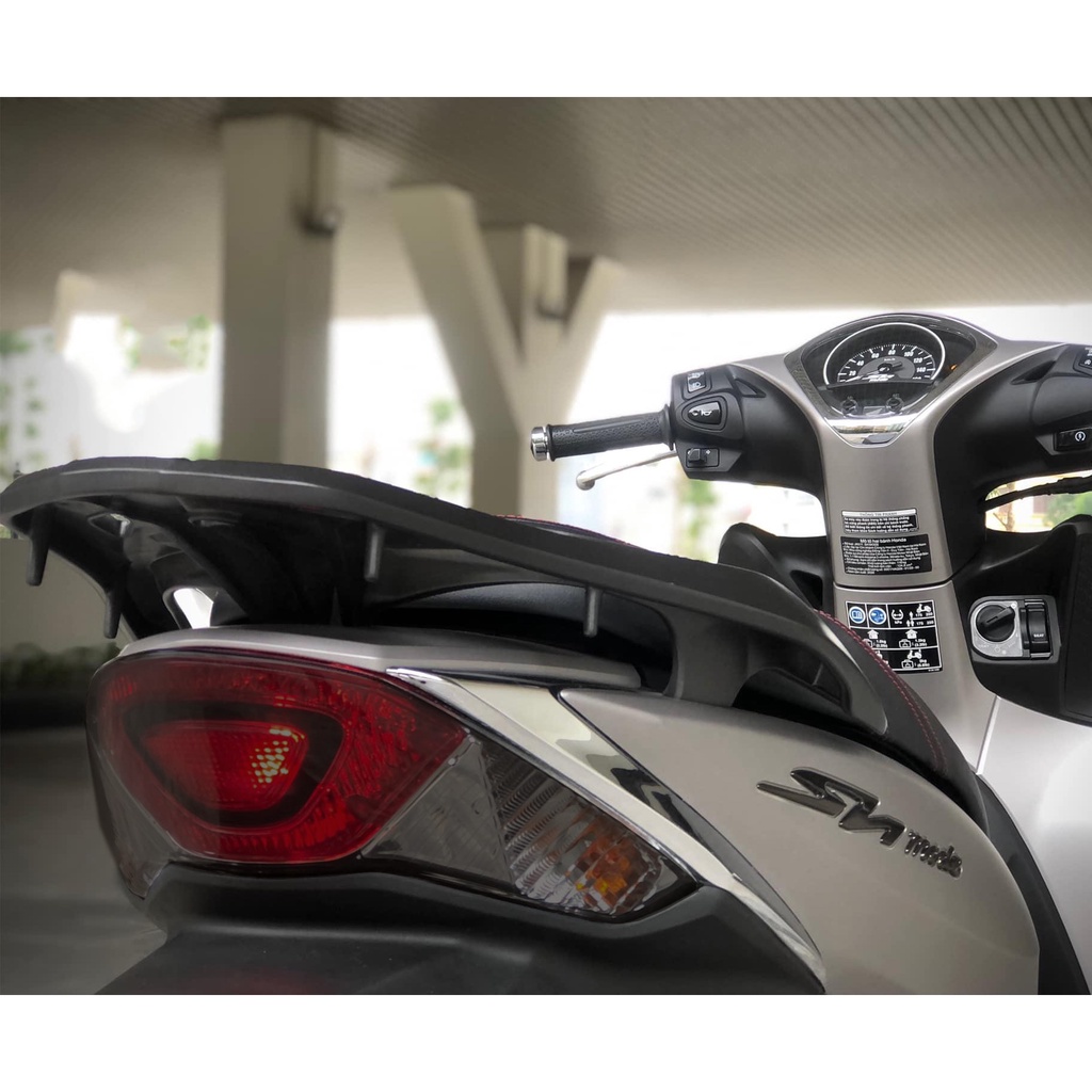 Decal SH mode dán ĐÈN HẬU MÀU KHÓI chống trầy xước đèn hậu honda SH mode