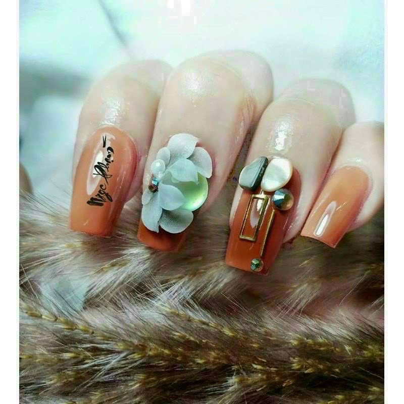 Hoa bột 100b ôm móng tay chân nn