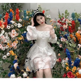 Đầm trắng xô hoa cổ vuông tay phồng