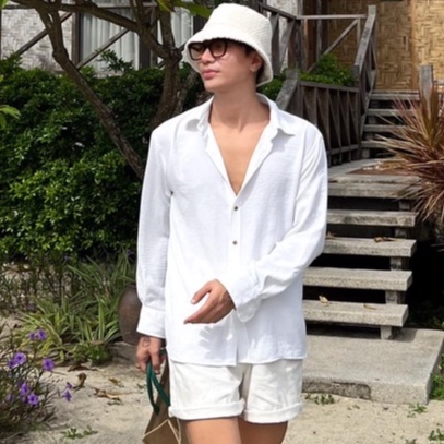 Áo sơ mi nam trắng. vải mỏng nhẹ thích hợp di biển dạo phố. SILSON SHIRT