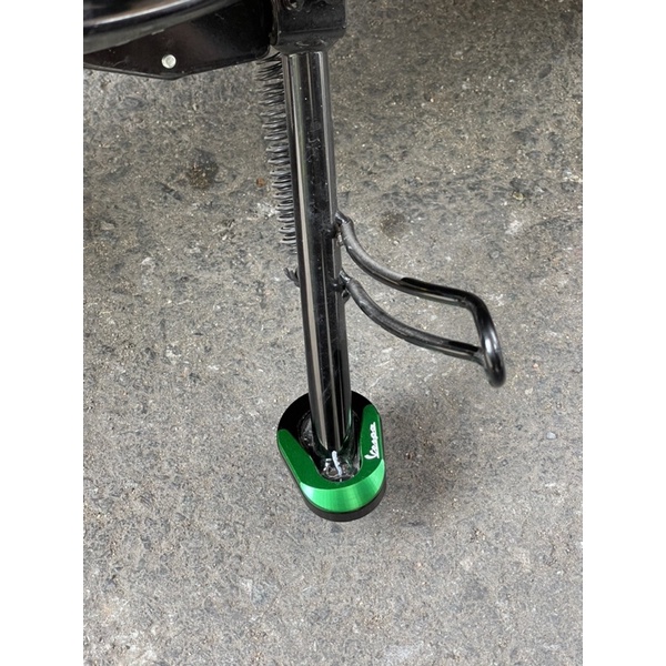 BỌC CHÂN CHỐNG CHO XE VESPA
