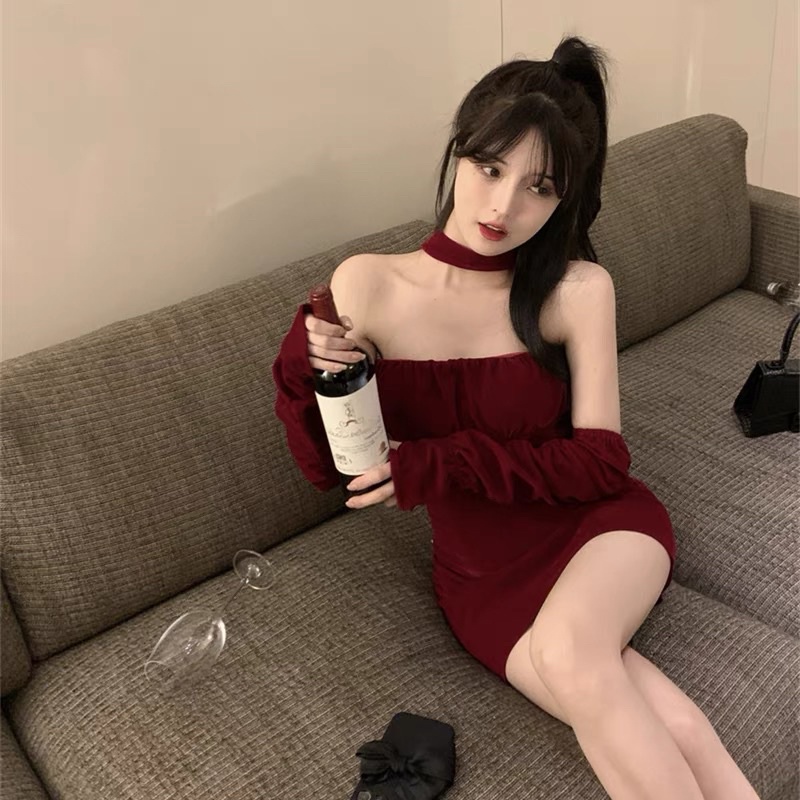 Đầm body hở vai tay dài TIBU, Set Váy Nữ Chất Nhung Cao Cấp Tôn Dáng Gợi Cảm Phối Cổ Sexy | BigBuy360 - bigbuy360.vn