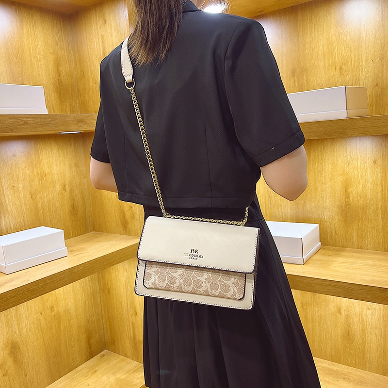 Túi Xách Đeo Vai Chanel Phối Dây Xích Phong Cách Thời Trang Âu Mỹ Dành Cho Nữ