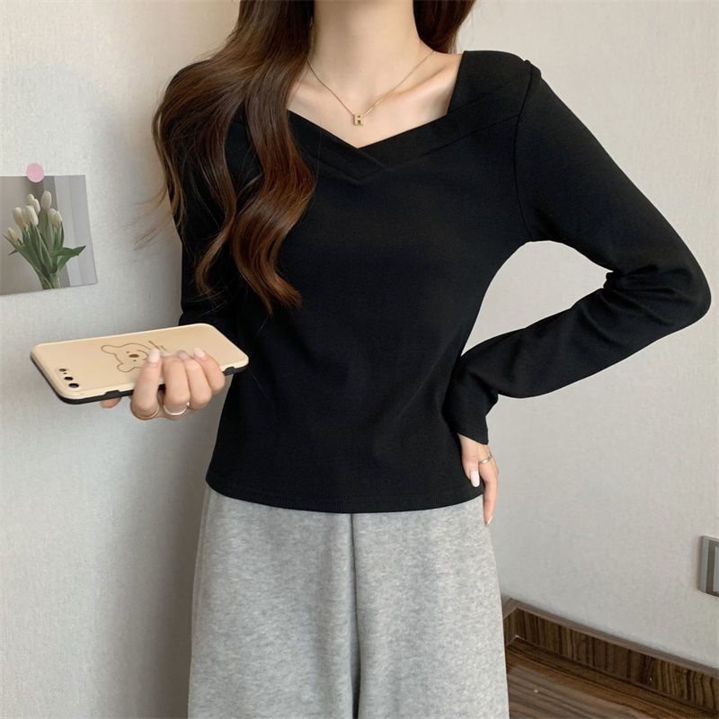 Áo Thun Tay Dài Cổ Vuông Lệch Vai Màu Trắng Thời Trang Mùa Thu Cho Nữ