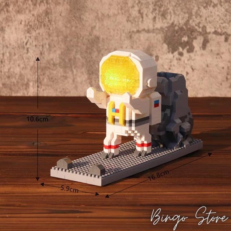 MÔ HÌNH LẮP RÁP HỘP BÚT GIÁ ĐỠ ĐIỆN THOẠI HÌNH PHI HÀNH GIA KÈM ĐÈN LED 840 CHI TIẾT