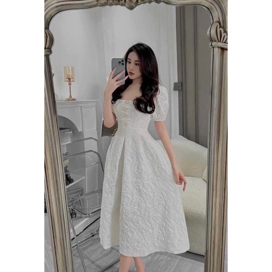 ĐẦM TRẮNG DÁNG DÀI TIÊU THƯ SIÊU XINH D72