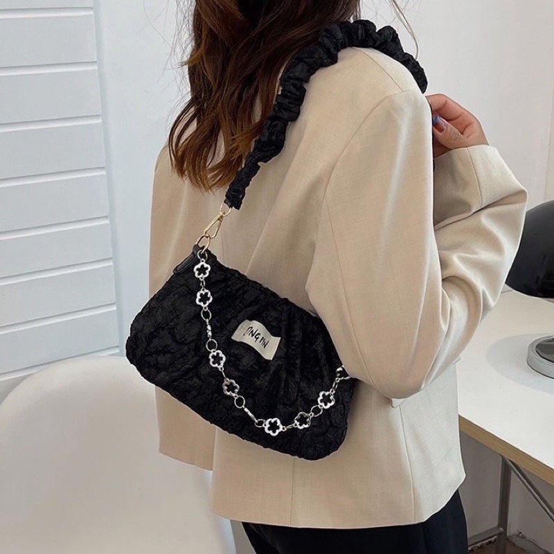 Túi đeo vai họa tiết Butterfly