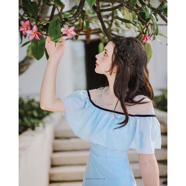 Váy Poxi size M. Mình mua mới 1,390,000. Chỉ mới mặc 1 lần đám cưới. Pass 790k