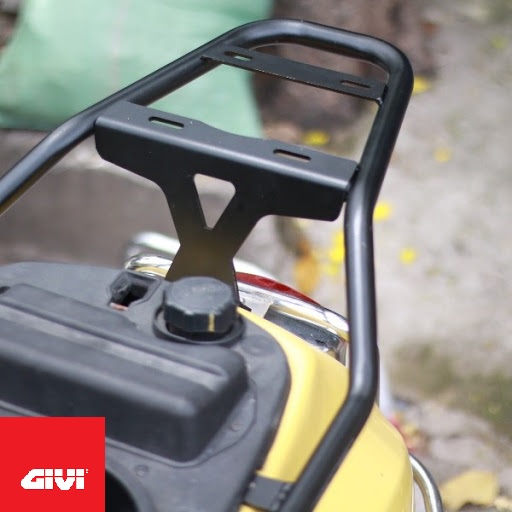 Baga sau SR Vespa LX 125/150 hàng Givi chính hãng