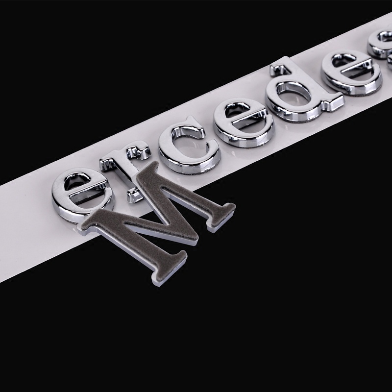 Decal Hợp Kim Sang Trọng Trang Trí Cho Xe Hơi - Chữ Mercedes Benz