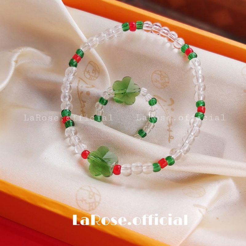 Set vòng tay và nhẫn cỏ bốn lá may mắn màu xanh