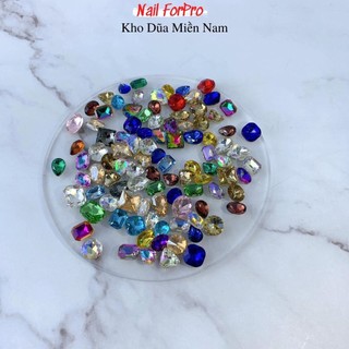 Đá khối gắn nail trang trí móng tay - đá khối chân nhọn trang trí nail