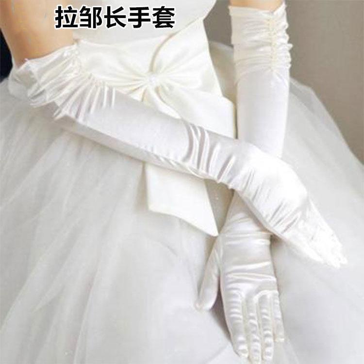 Găng Tay Cô Dâu Màu Trắng Đỏ Sang Trọng