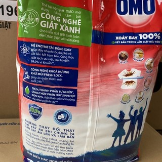 BỘT GIẶT OMO MATIC 2,6kg